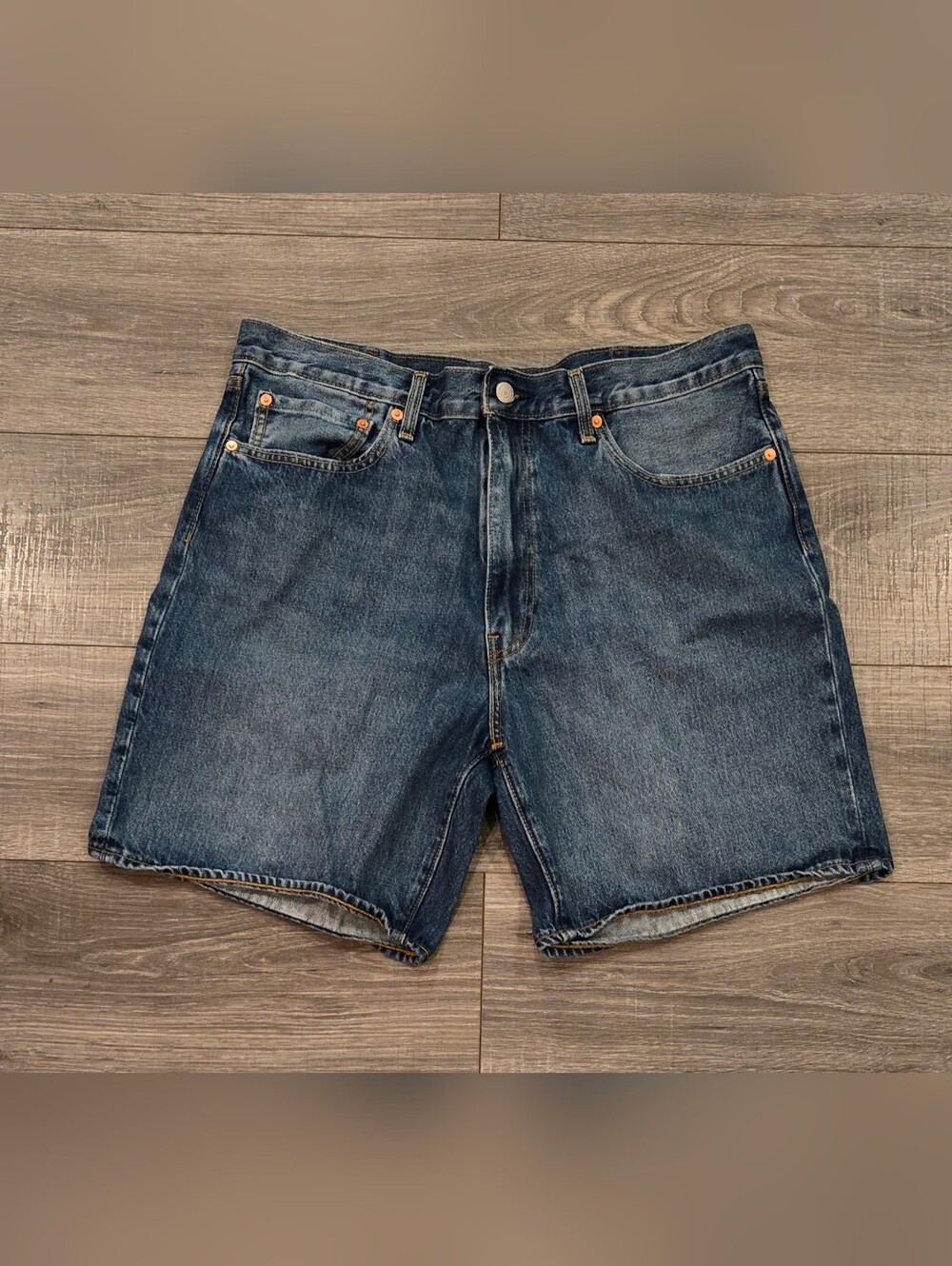 Levi’s 468 Loose Denim Shorts Men’s W38 Blue Jean Shorts 8.5” Zip Needs Repair.